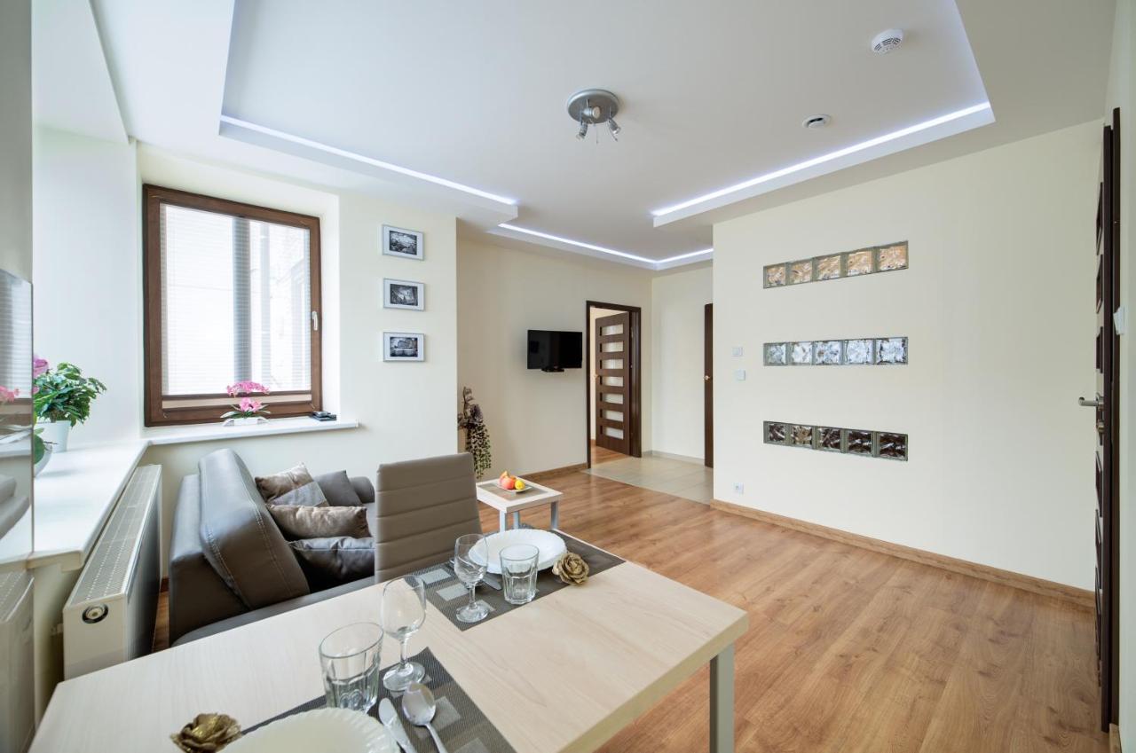 New Apartments Wieniawa Lublin Buitenkant foto